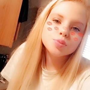 Meet your Posher, Alanda